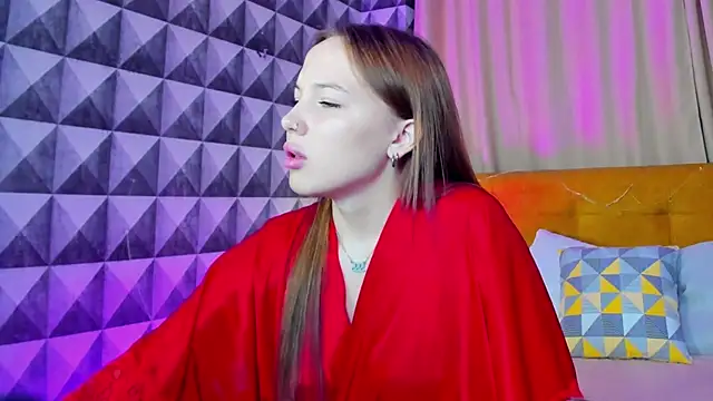 Snapshot of Maria_Solis chatting on October 7, 11:50 pm Maria Solis online show from October 7, 11:50 pm