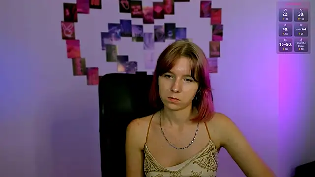 Snapshot of gloria_bubble chatting on June 11, 12:32 am gloria bubble online show from June 11, 12:32 am
