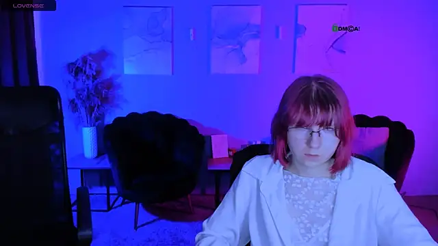 gloria bubble online show from April 13, 2:15 am