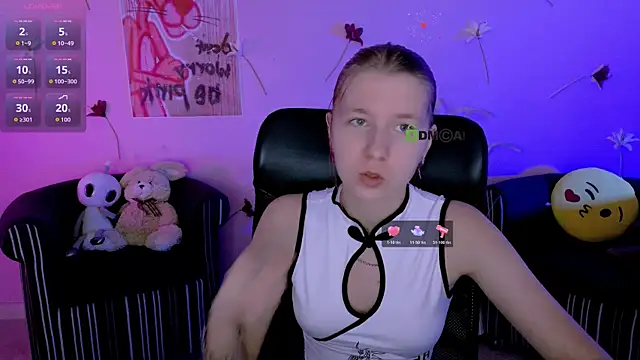 Snapshot of gloria_bubble chatting on June 4, 7:18 pm gloria bubble online show from June 4, 7:18 pm