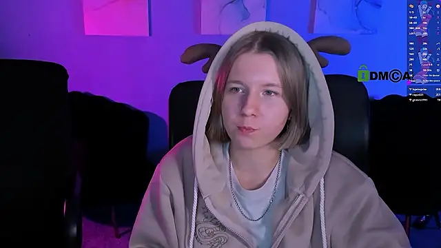 gloria bubble online show from February 19, 1:02 am