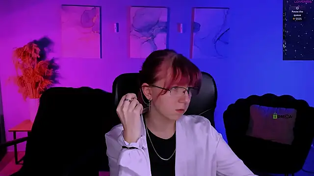 gloria bubble online show from April 11, 9:29 pm