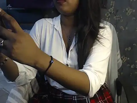 Snapshot of hot_riaa25 chatting on October 1, 5:50 pm hot riaa25 online show from October 1, 5:50 pm