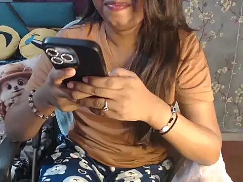 Snapshot of hot_riaa25 chatting on December 2, 5:58 pm hot riaa25 online show from December 2, 5:58 pm