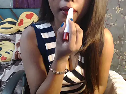 Snapshot of hot_riaa25 chatting on November 13, 5:17 pm hot riaa25 online show from November 13, 5:17 pm