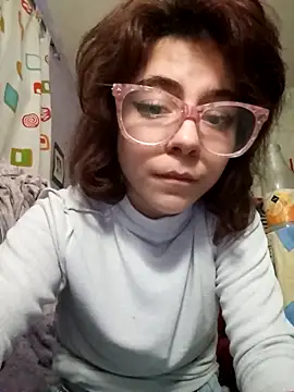 queencobra18  online show from November 21, 4:00 am