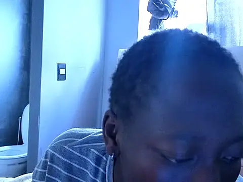 Melanin2002 online show from April 27, 12:14 pm