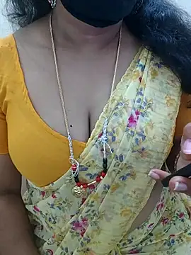 luci-queen online show from July 24, 6:09 am