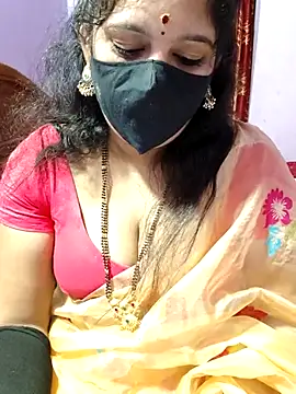 luci-queen online show from September 30, 4:29 am