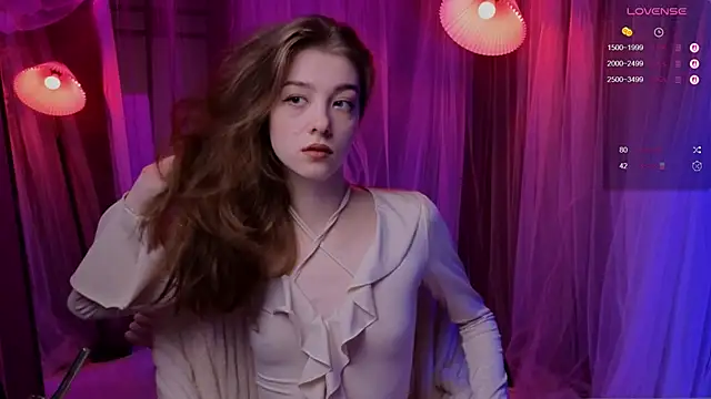 Snapshot of AstraMist chatting on November 20, 8:48 am AstraMist online show from November 20, 8:48 am