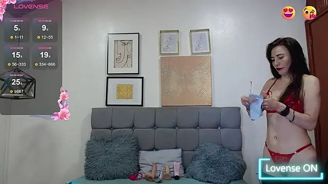  naomi s online show from May 4, 1:25 pm