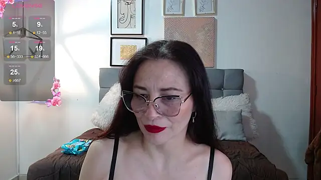  naomi s online show from May 21, 1:30 pm