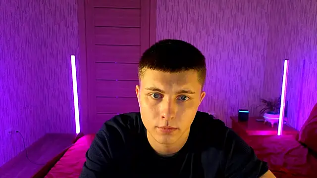 Denisx444 online show from November 6, 1:15 pm