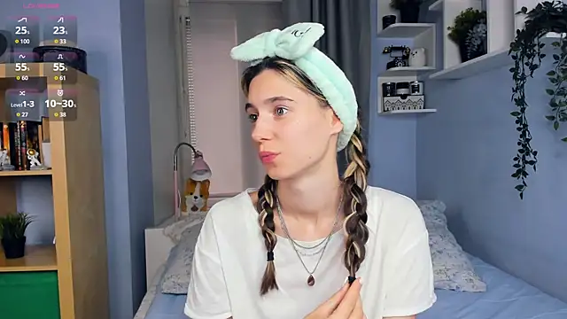 Snapshot of AntonettaTarring chatting on September 27, 7:36 am AntonettaTarring online show from September 27, 7:36 am