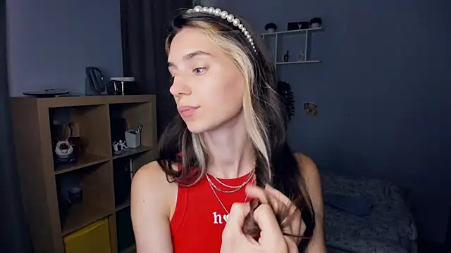 Snapshot of AntonettaTarring chatting on September 10, 7:29 am AntonettaTarring online show from September 10, 7:29 am