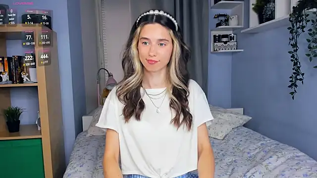 Snapshot of AntonettaTarring chatting on September 25, 7:47 am AntonettaTarring online show from September 25, 7:47 am