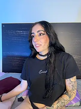 sharlot24 online show from March 28, 3:07 am