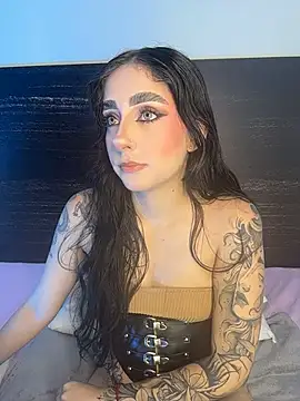 sharlot24 online show from June 7, 3:12 am