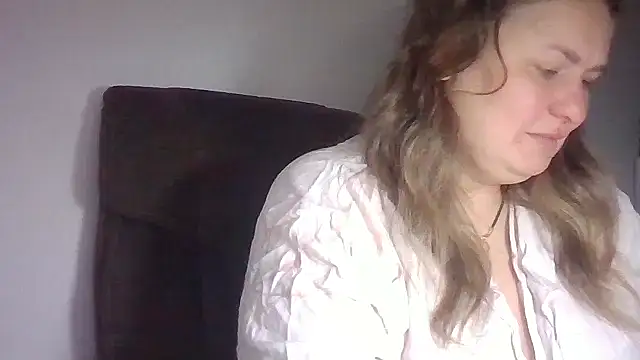 Snapshot of MartaXLove chatting on September 26, 5:53 pm MartaXLove online show from September 26, 5:53 pm