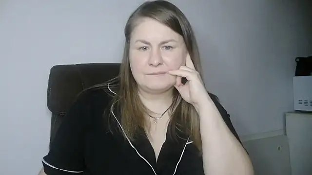 Snapshot of MartaXLove chatting on November 16, 11:19 pm MartaXLove online show from November 16, 11:19 pm