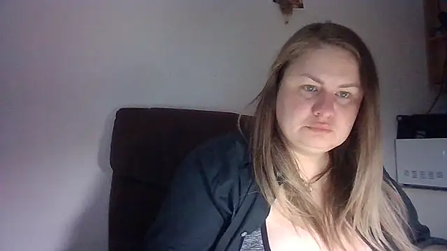 Snapshot of MartaXLove chatting on September 13, 3:34 pm MartaXLove online show from September 13, 3:34 pm