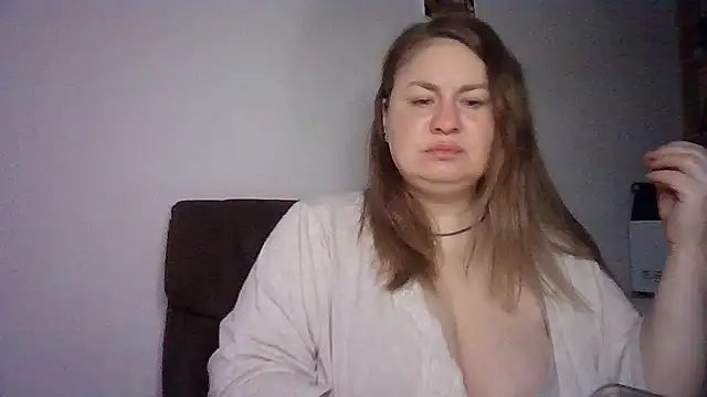 Snapshot of MartaXLove chatting on November 10, 5:18 pm MartaXLove online show from November 10, 5:18 pm