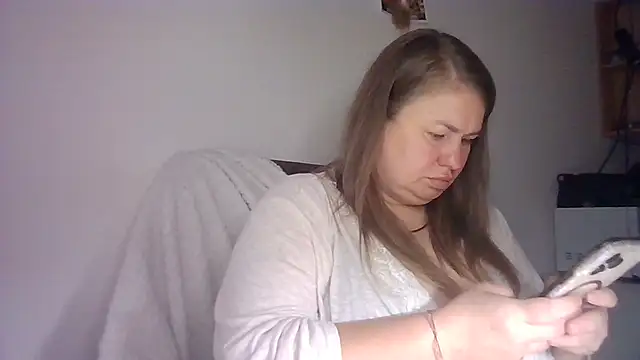 Snapshot of MartaXLove chatting on September 27, 2:56 pm MartaXLove online show from September 27, 2:56 pm