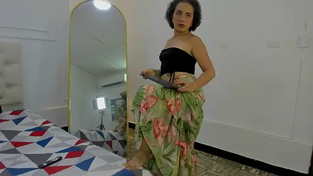 charlotte dante212 online show from March 19, 5:07 am