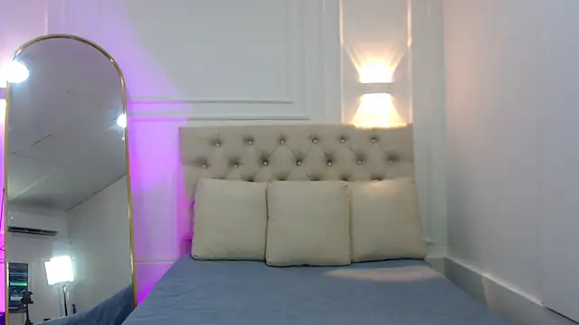 charlotte dante212 online show from December 1, 4:35 am