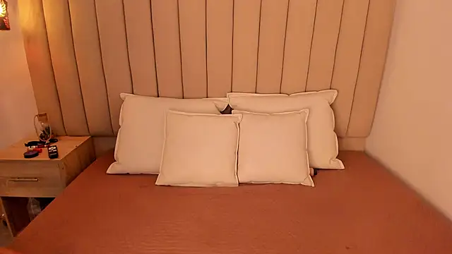 Afrodita de amor online show from September 9, 11:52 am