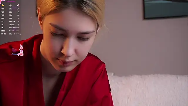 AngelicRice online show from April 15, 1:15 pm