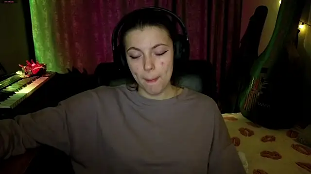 CutieAnny online show from April 10, 9:33 pm