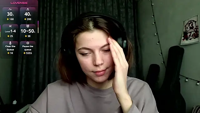 CutieAnny online show from February 1, 6:33 am