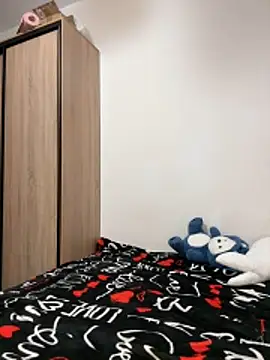 Snapshot of HoneyLace_ chatting on May 4, 5:16 pm HoneyLace online show from May 4, 5:16 pm