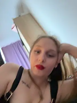 HoneyLace  online show from March 20, 3:57 pm