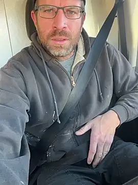 Snapshot of kyle_YEG chatting on October 14, 3:12 pm kyle YEG online show from October 14, 3:12 pm