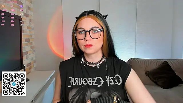 EvaBlimey online show from September 24, 4:52 am