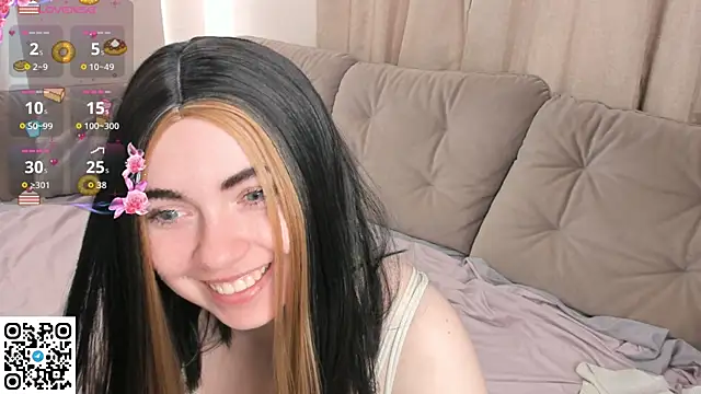 Snapshot of EvaBlimey chatting on November 6, 5:55 am EvaBlimey online show from November 6, 5:55 am