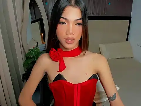 CassieSommereux online show from February 7, 4:48 pm