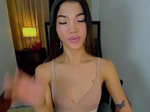 CassieSommereux online show from June 9, 9:38 pm