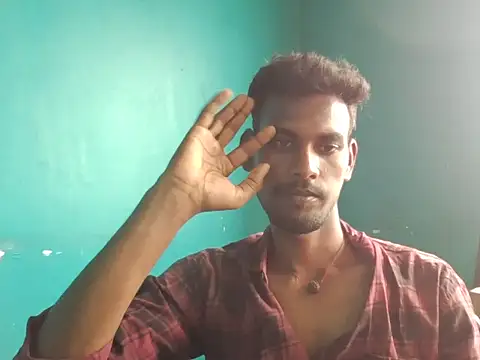 Snapshot of Tamilgud23 chatting on September 16, 5:52 am Tamilgud23 online show from September 16, 5:52 am