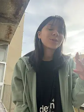 YumiLux online show from January 10, 3:07 pm