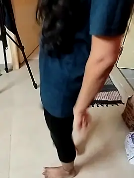 hot spicey online show from April 19, 12:06 pm