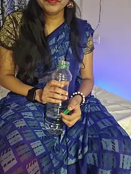 hot spicey online show from April 21, 5:19 pm