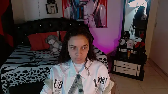 Skylovershot online show from October 23, 7:34 pm