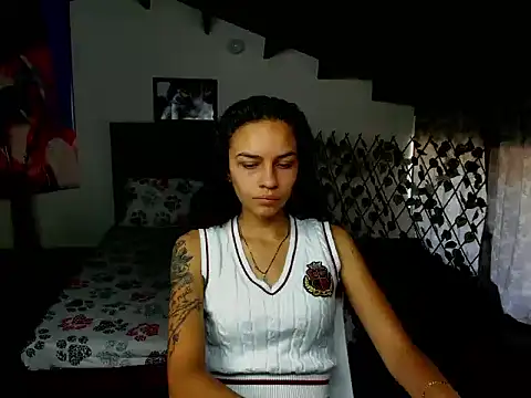 Skylovershot online show from November 27, 1:55 pm