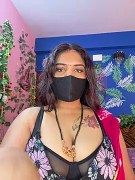 V-Hot-Sweti online show from February 1, 7:50 am