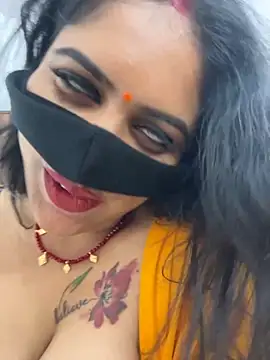 V-Hot-Sweti online show from October 18, 6:10 pm