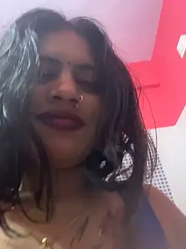 Snapshot of V-Hot-Sweti chatting on November 2, 9:31 pm V-Hot-Sweti online show from November 2, 9:31 pm