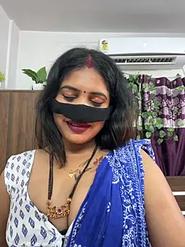 Snapshot of V-Hot-Sweti chatting on October 31, 5:42 pm V-Hot-Sweti online show from October 31, 5:42 pm